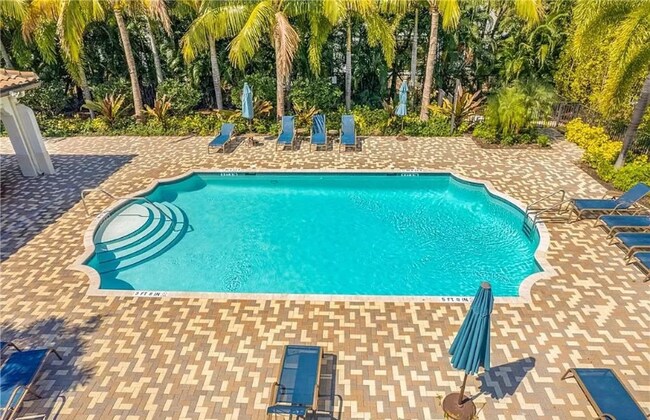 Building Photo - 8875 Madrid Cir