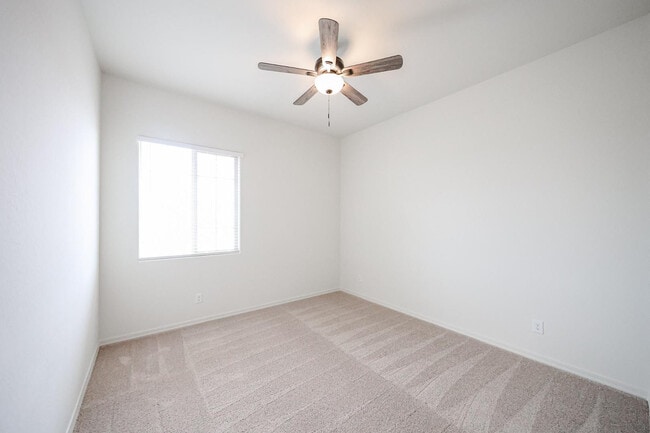 Building Photo - 25620 N 167th Dr