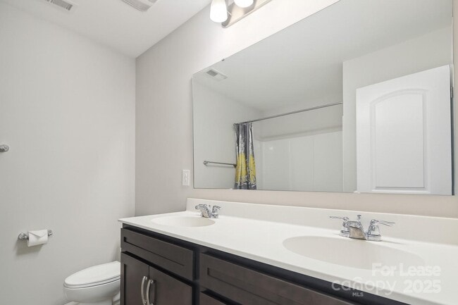 Building Photo - 2169 Grist Mill Dr SW