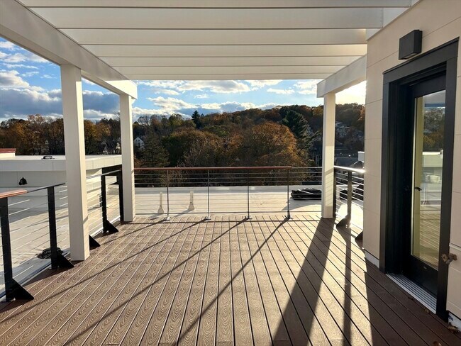 Building Photo - 1025 Massachusetts Ave