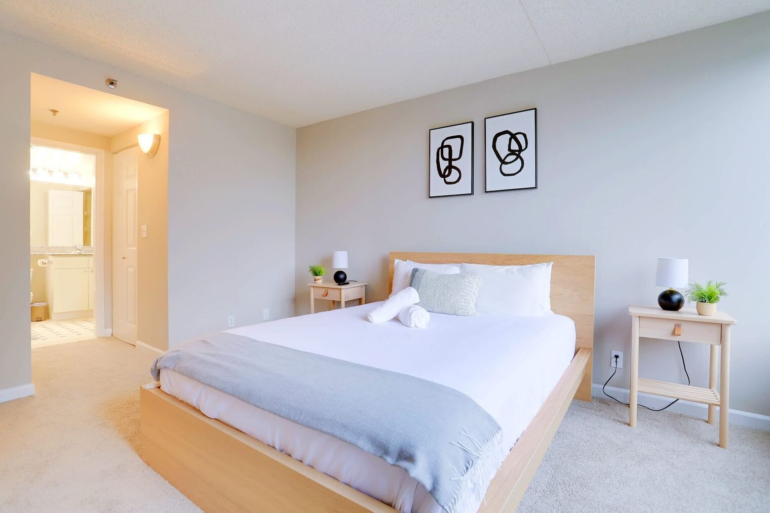 Building Photo - 401 12th St S