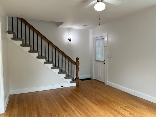 Building Photo - 21 Cemetery St