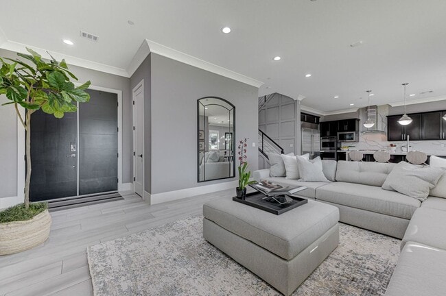 Building Photo - Distinctive Fully Furnished Estate in The Canyons!