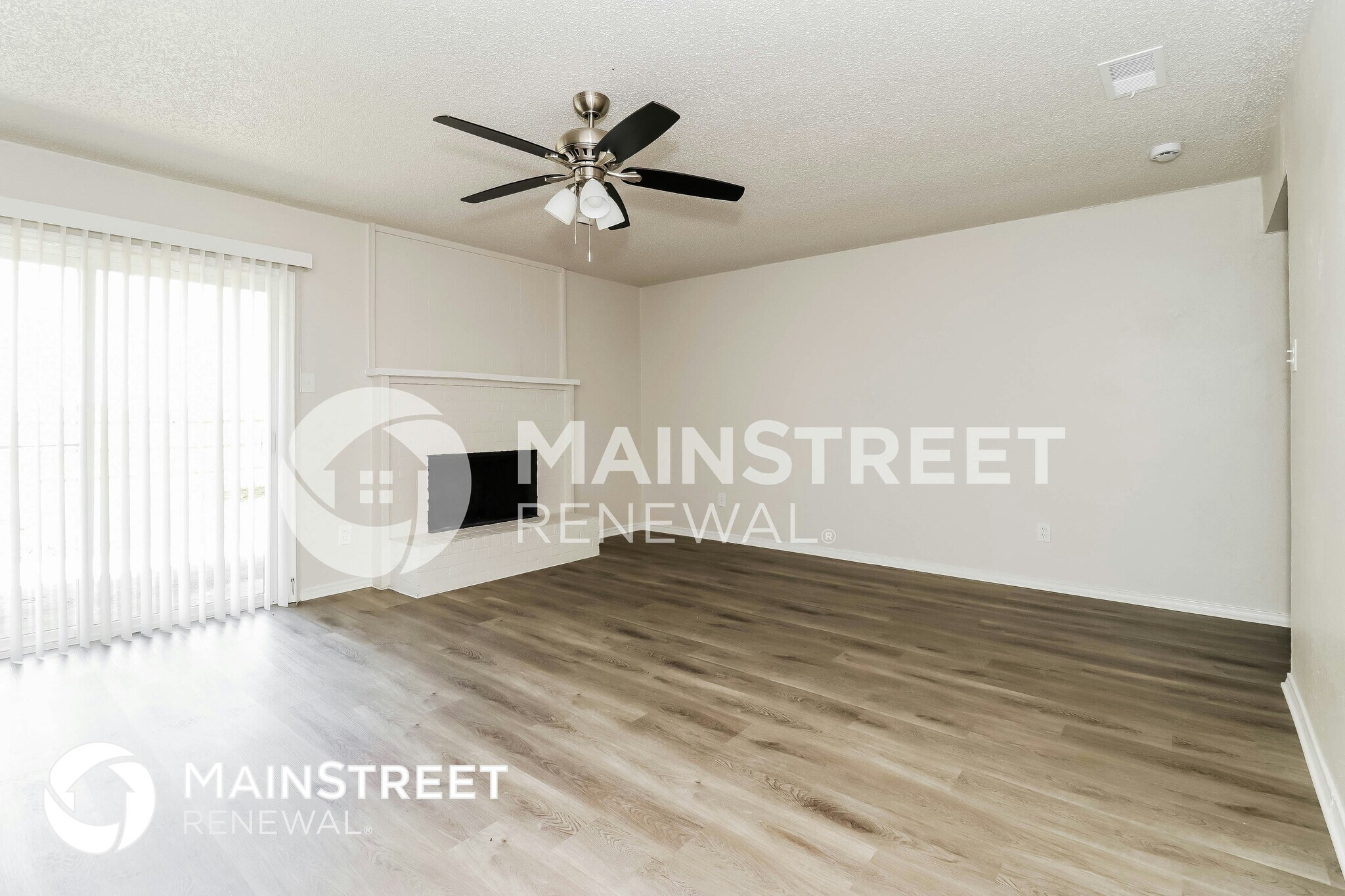 Building Photo - 4710 Green Hollow Dr