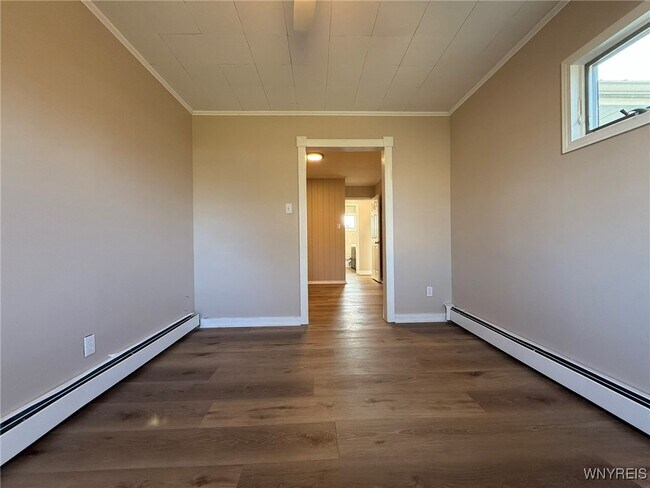 Building Photo - 107 Revere Rd