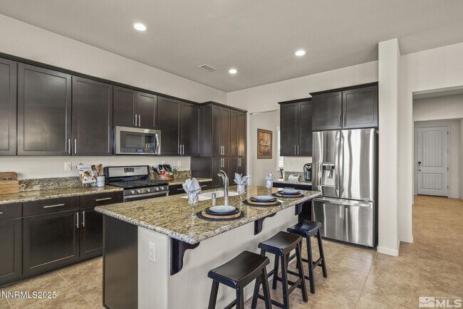 Building Photo - 1810 Heavenly View Trail