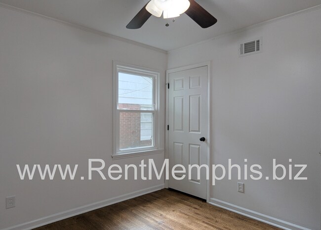 Building Photo - 5049 Alrose Ave