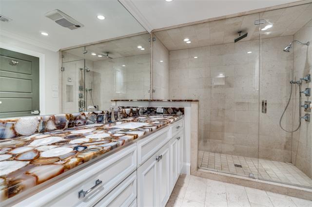 Building Photo - 4526 Myerwood Ln