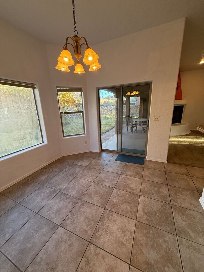 Building Photo - 4238 Trillium Dr