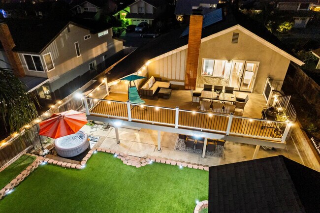 Building Photo - 13075 Old West Ave