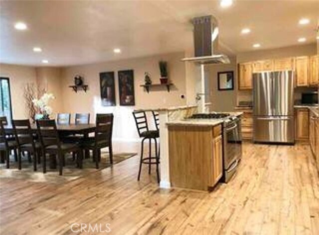 Building Photo - 27957 Lakes Edge Rd