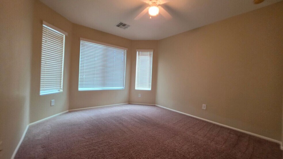 Building Photo - 40458 W Hayden Dr