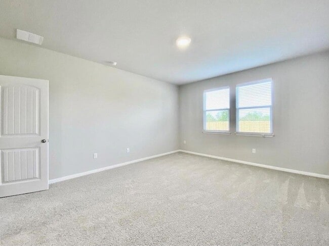 Building Photo - 3012 Tweedy Trail