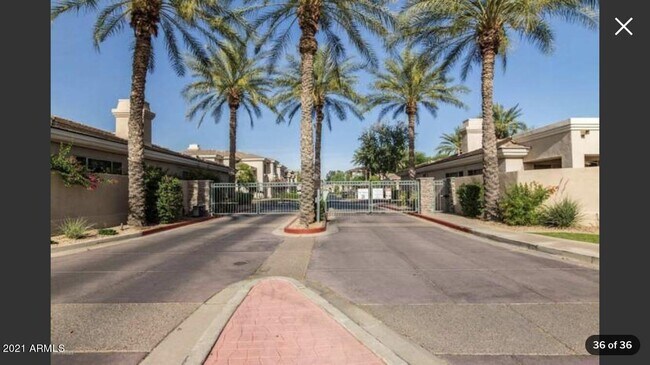 Building Photo - 8180 E Shea Blvd