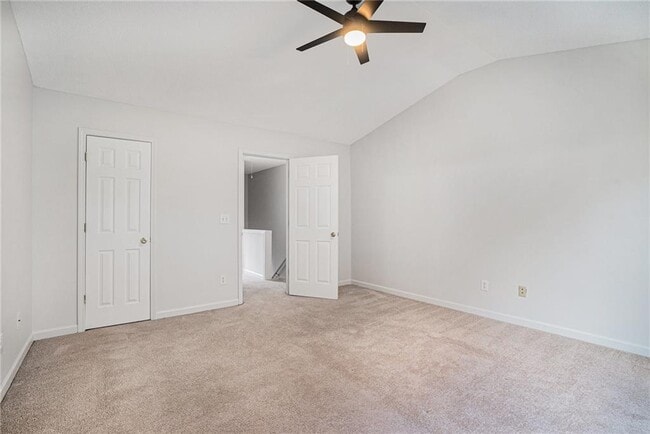 Building Photo - 2846 Parkway Close