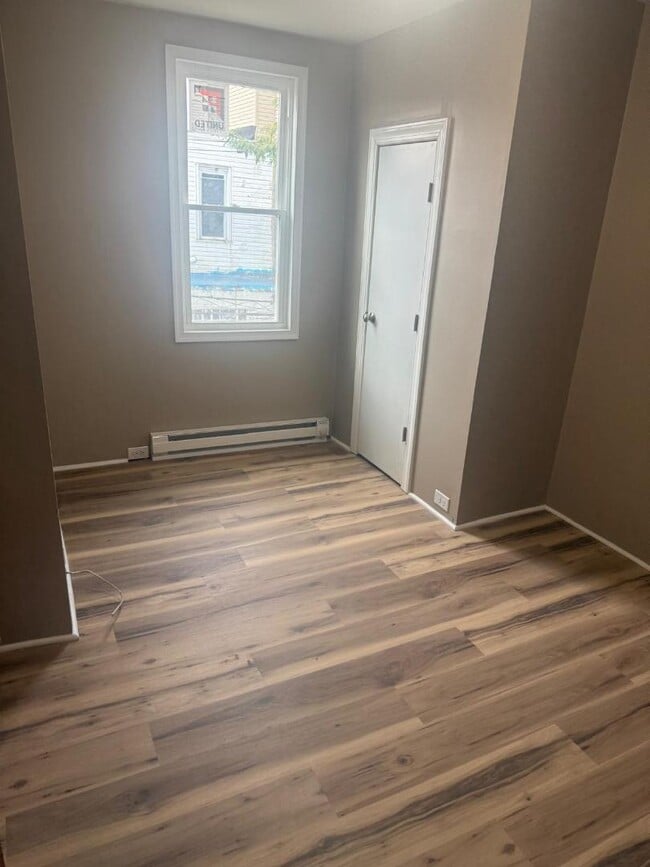 Building Photo - 2918 Aramingo Ave