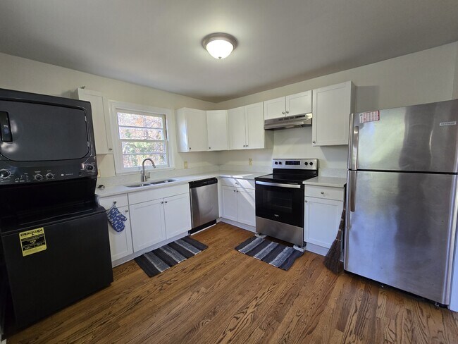 Primary Photo - 514 Homeland Ave