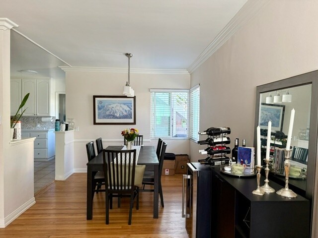 Building Photo - 4164 Madison Ave