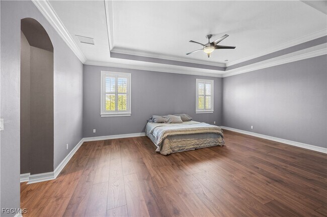 Building Photo - 8250 Sumner Ave