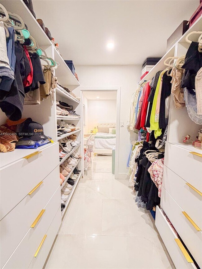 Building Photo - 7951 NW 37th Dr