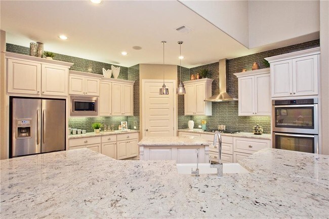 Building Photo - 209 Fair Oaks Dr