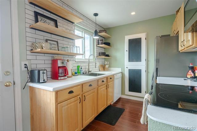 Building Photo - 4824 Ridenour Dr