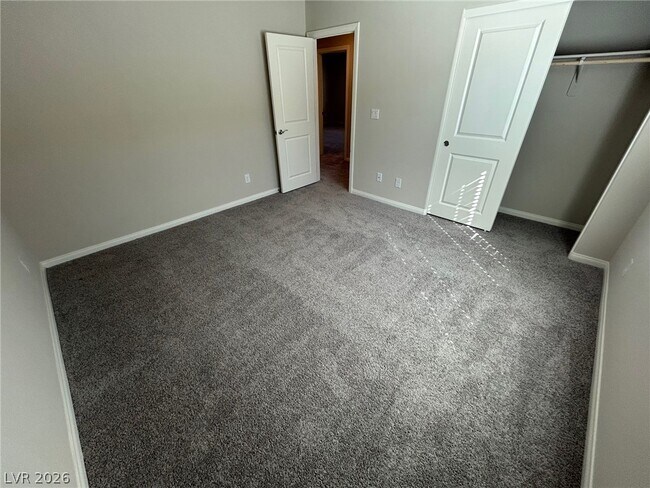 Building Photo - 7526 Pink Mimosa Ave