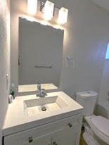 Building Photo - 14250 E 22nd Pl