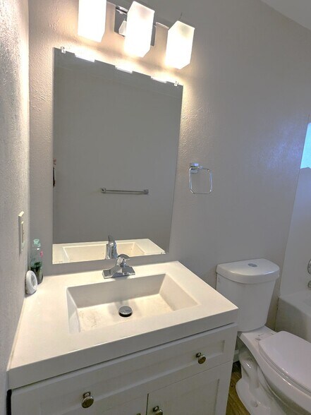 Primary Photo - 14250 E 22nd Pl