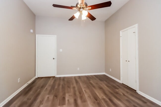 Building Photo - 4018 Hunnington Dr