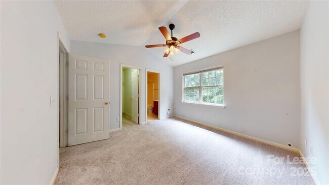 Building Photo - 1777 Forest Side Ln