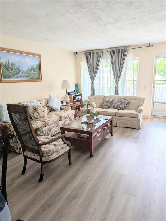 Building Photo - 2433 Brazilia Dr