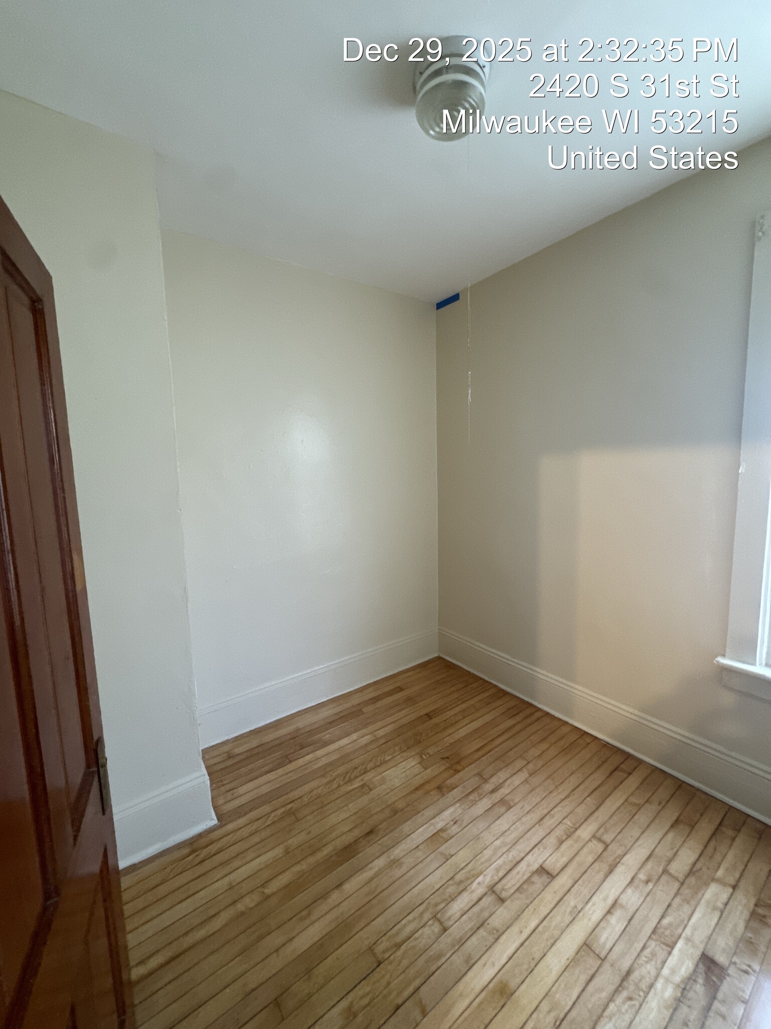 Building Photo - 2420 S 31st St