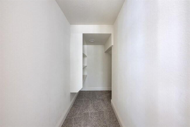 Building Photo - 4908 Globe Mallow Dr