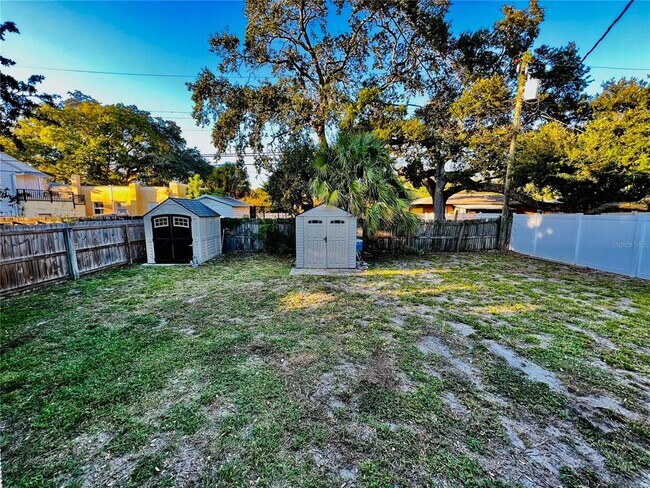 Building Photo - 428 Orangewood Dr