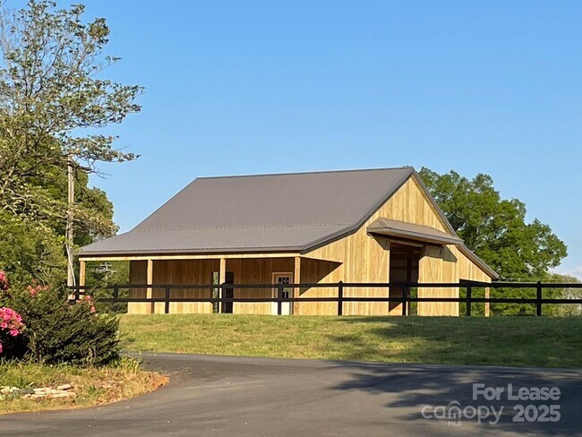 Building Photo - 5312 Davis Rd