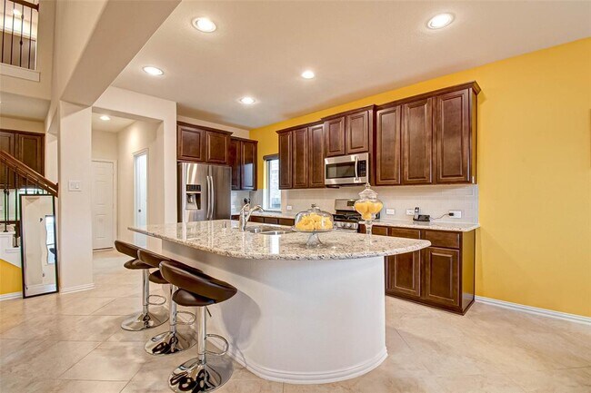 Building Photo - 8219 Peppervine Ct