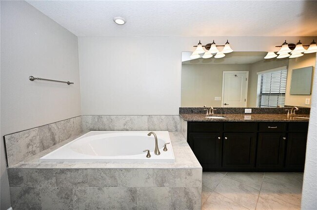 Building Photo - 28522 Tranquil Lake Cir