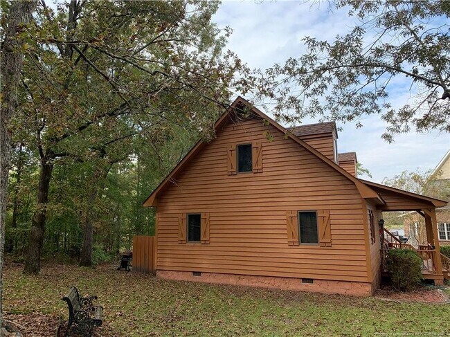 Building Photo - 45 Lookout Point