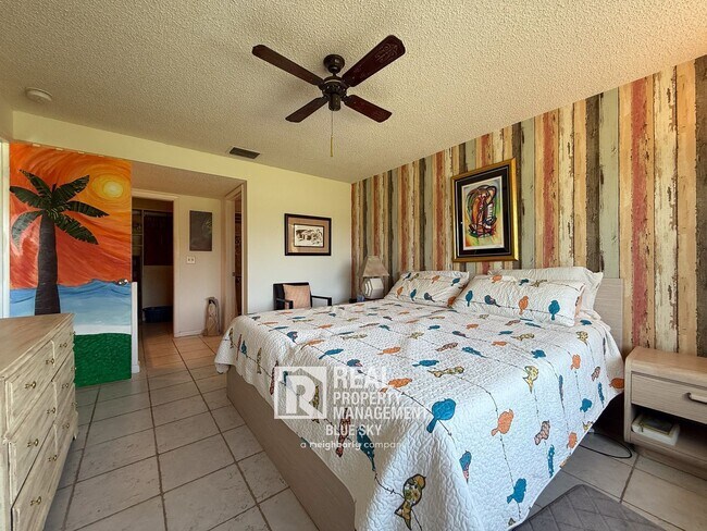 Building Photo - 9639 Greenskeeper Dr