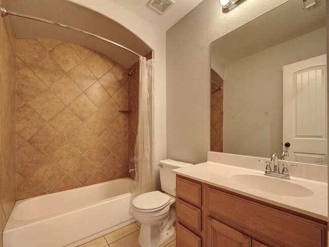 Building Photo - 6016 Wilcott Ct