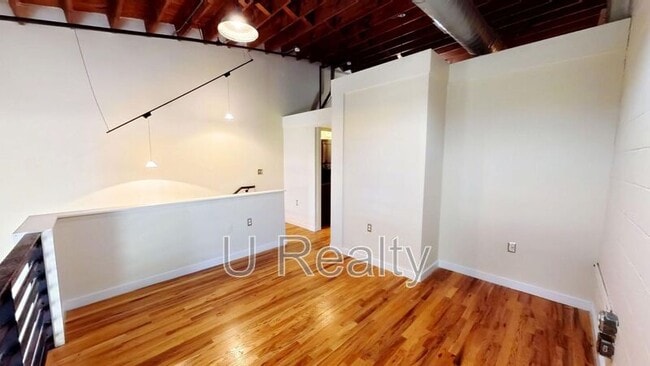 Building Photo - 800 Academy St