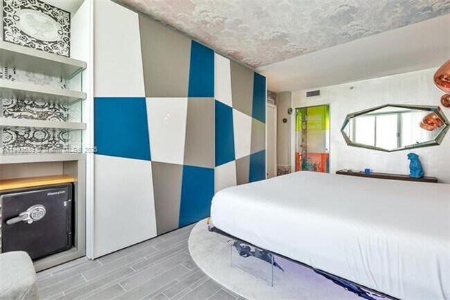 Building Photo - 1100 West Ave