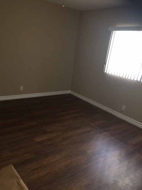 Building Photo - 2433 W Imperial Hwy