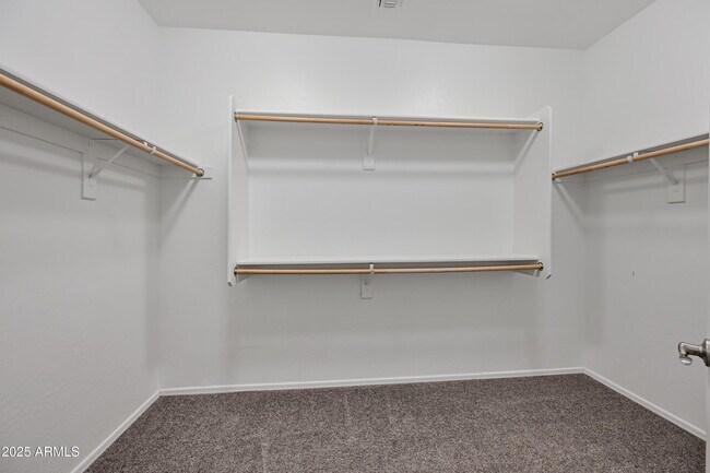 Building Photo - 16075 W Laurel Ln