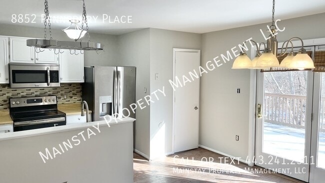 Building Photo - 8852 Pennsbury Pl