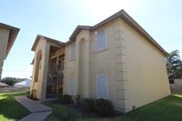 Building Photo - 9804 Cantera Ct