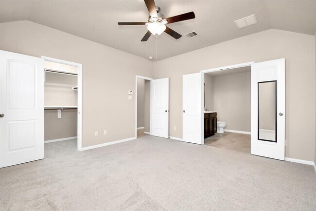 Building Photo - 8139 Heartbrook Field Ln