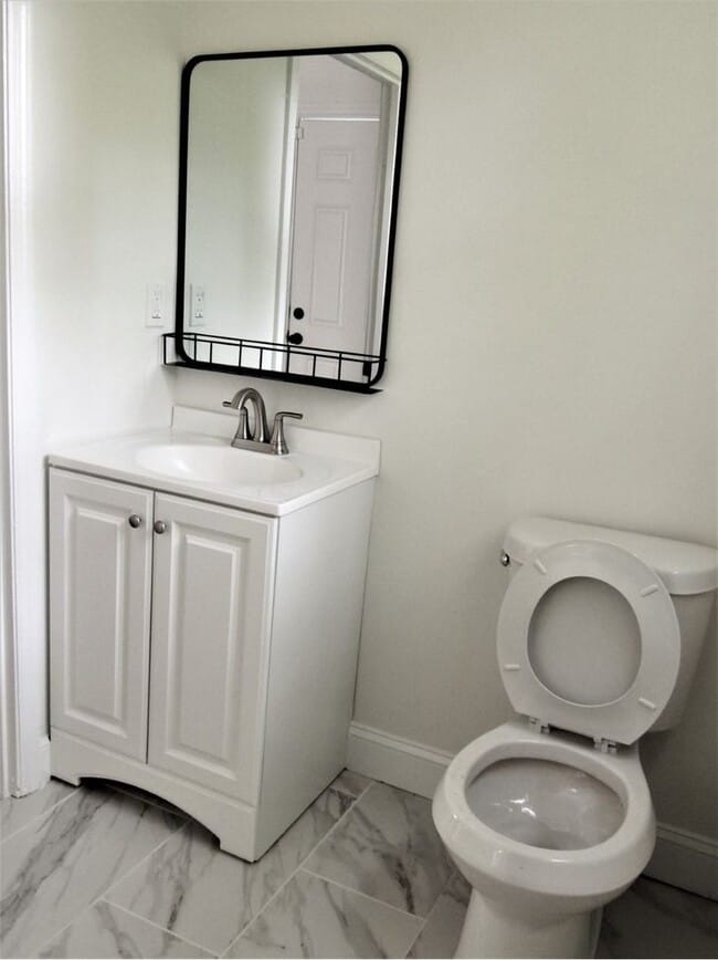 Building Photo - Newly Renovated 3 Bedroom 2 Bathroom House for Rent