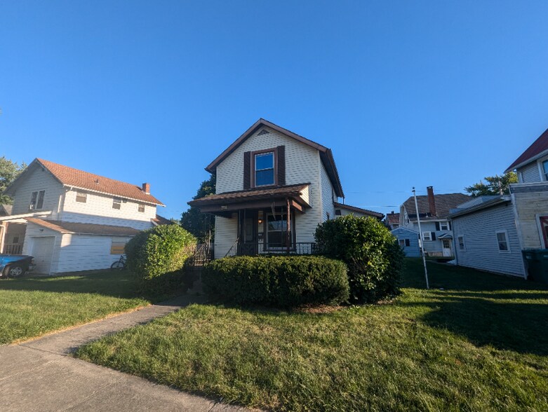 Primary Photo - 255 Bricker St